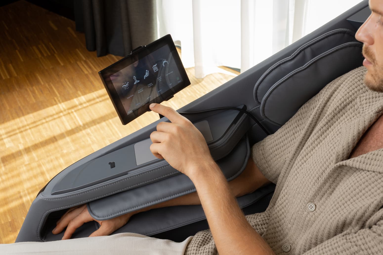 Teljes vezérlés táblagépről